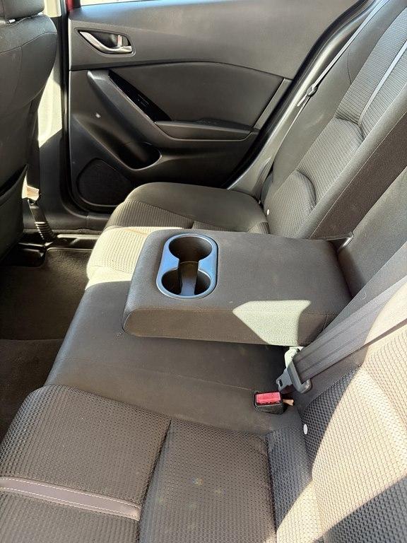 Mazda Mazda3 4-Door Sport Manual 2018