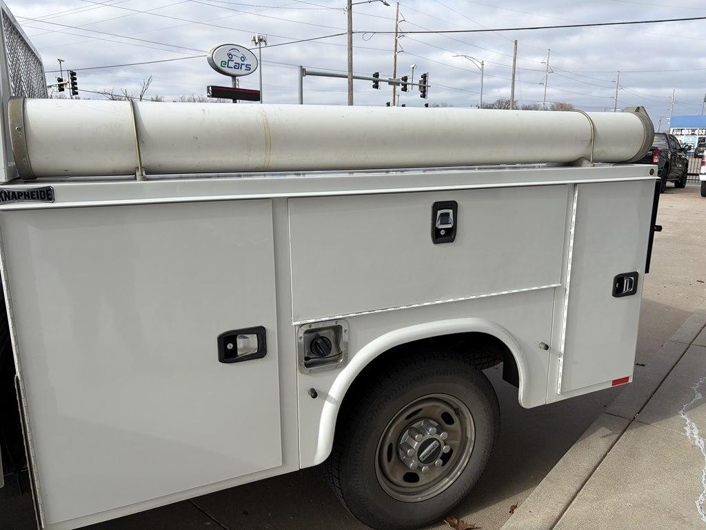 Ford Super Duty F-250 SRW XL 2WD Reg Cab 8' Box 2021