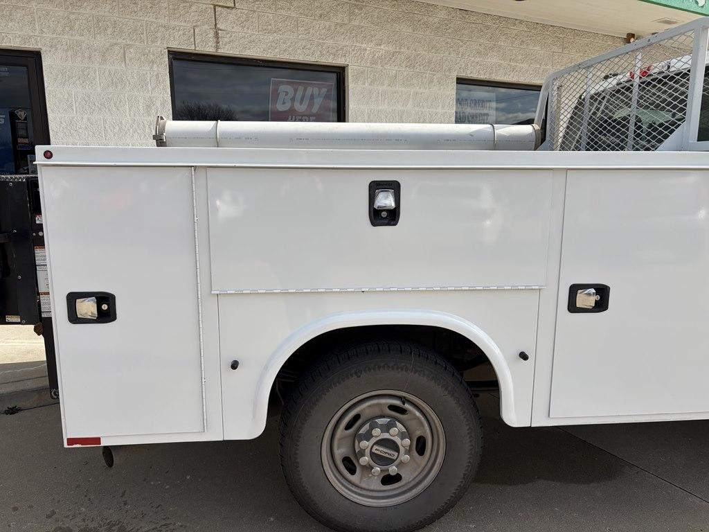 Ford Super Duty F-250 SRW XL 2WD Reg Cab 8' Box 2021