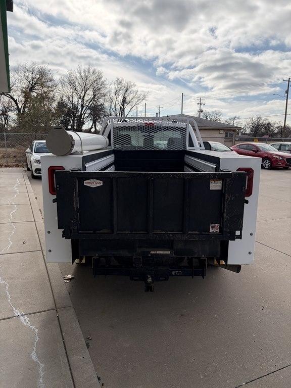 Ford Super Duty F-250 SRW XL 2WD Reg Cab 8' Box 2021