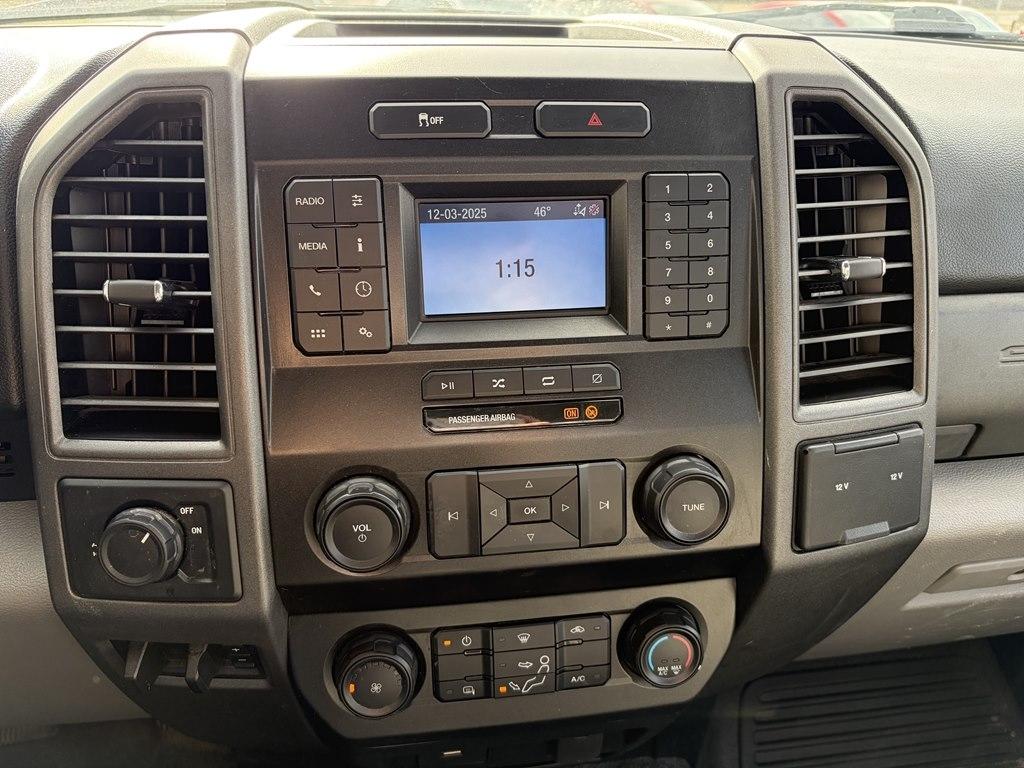 Ford Super Duty F-250 SRW XL 2WD Reg Cab 8' Box 2021