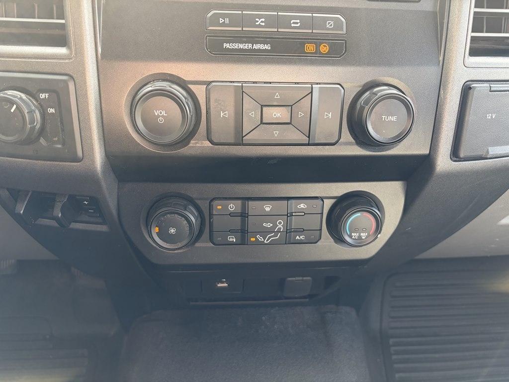 Ford Super Duty F-250 SRW XL 2WD Reg Cab 8' Box 2021