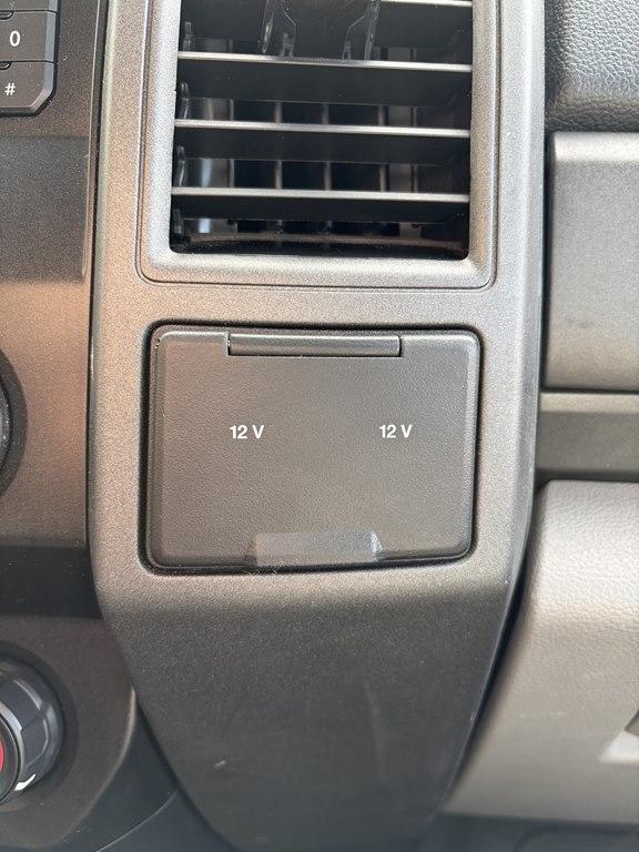 Ford Super Duty F-250 SRW XL 2WD Reg Cab 8' Box 2021