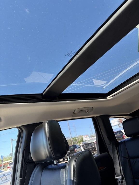 Jeep Grand Cherokee RWD 4dr Limited 2011