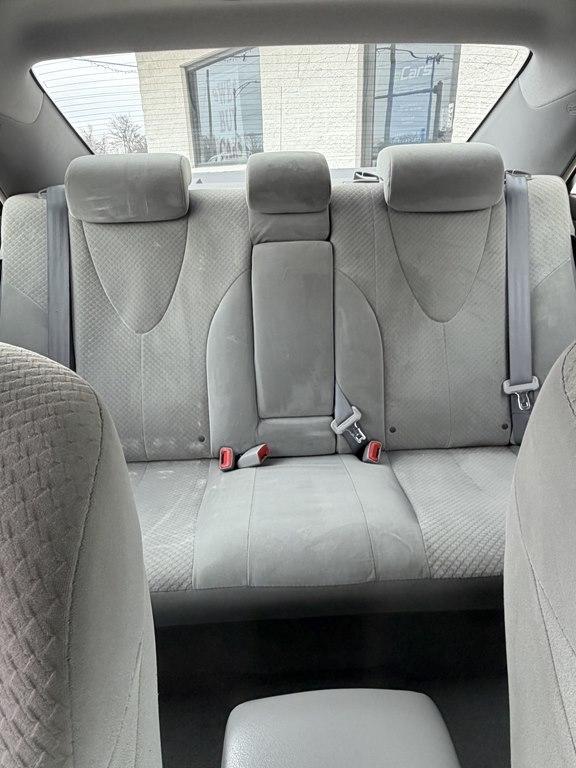 Toyota Camry 4dr Sdn I4 Man (Natl) 2009