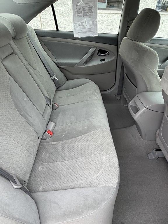 Toyota Camry 4dr Sdn I4 Man (Natl) 2009