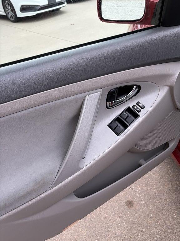 Toyota Camry 4dr Sdn I4 Man (Natl) 2009