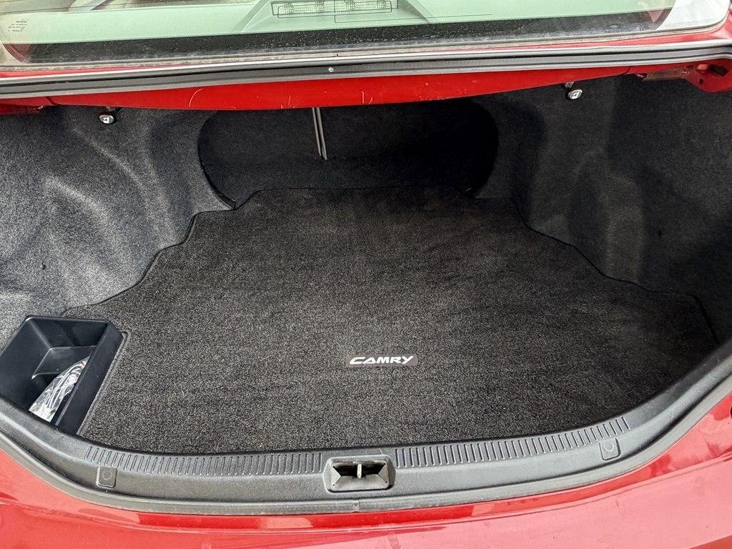 Toyota Camry 4dr Sdn I4 Man (Natl) 2009