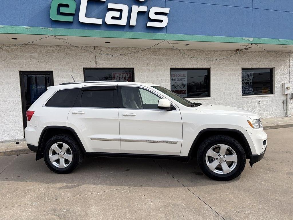 Jeep Grand Cherokee 4WD 4dr Laredo 2011