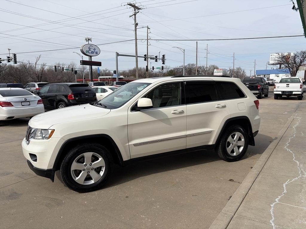Jeep Grand Cherokee 4WD 4dr Laredo 2011