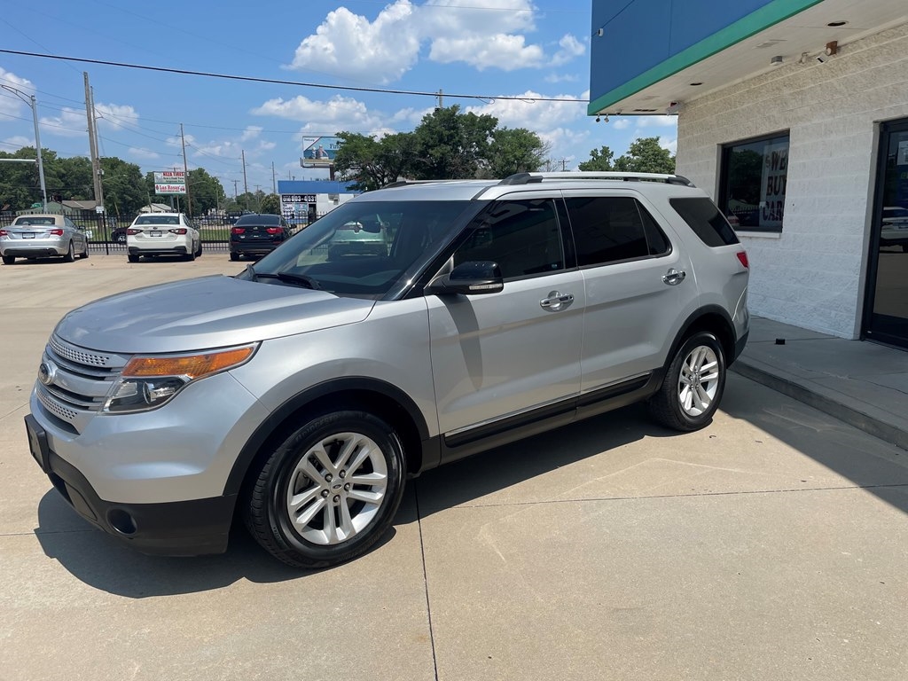 Ford Explorer FWD 4dr XLT 2013