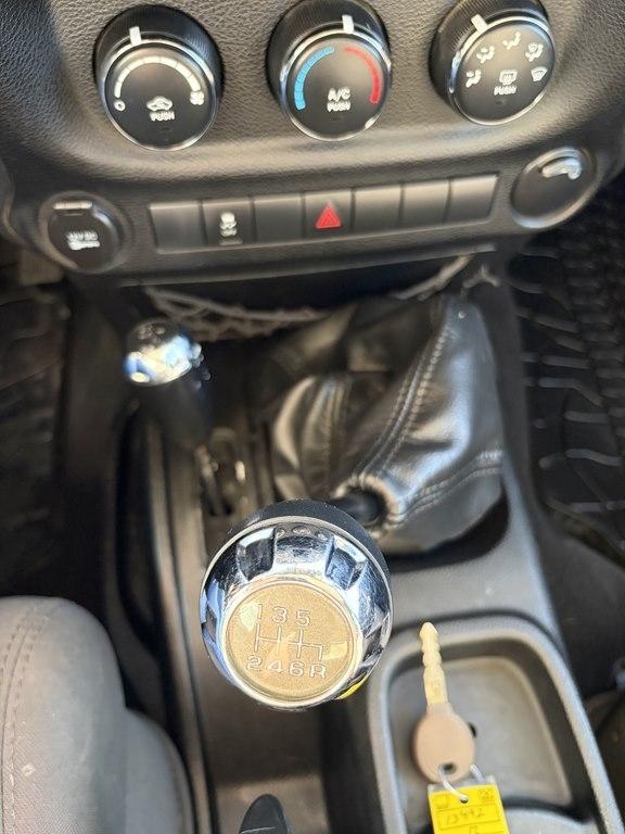 Jeep Wrangler 4WD 2dr Sport 2012