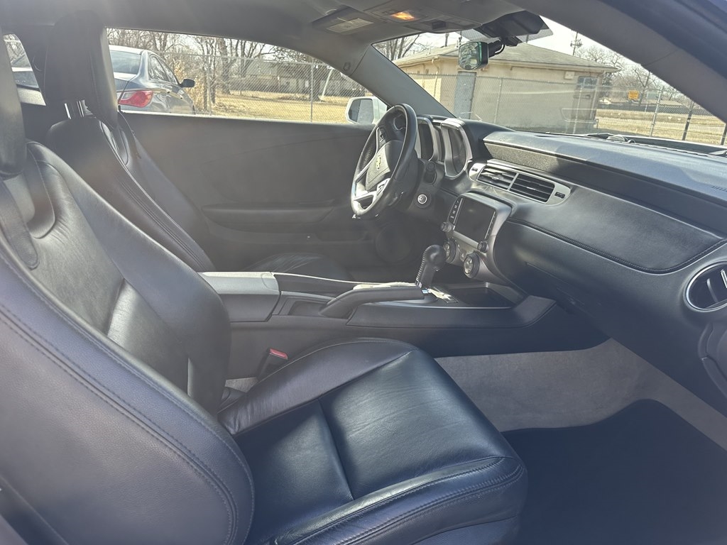 Chevrolet Camaro 2dr Cpe LT w/1LT 2013