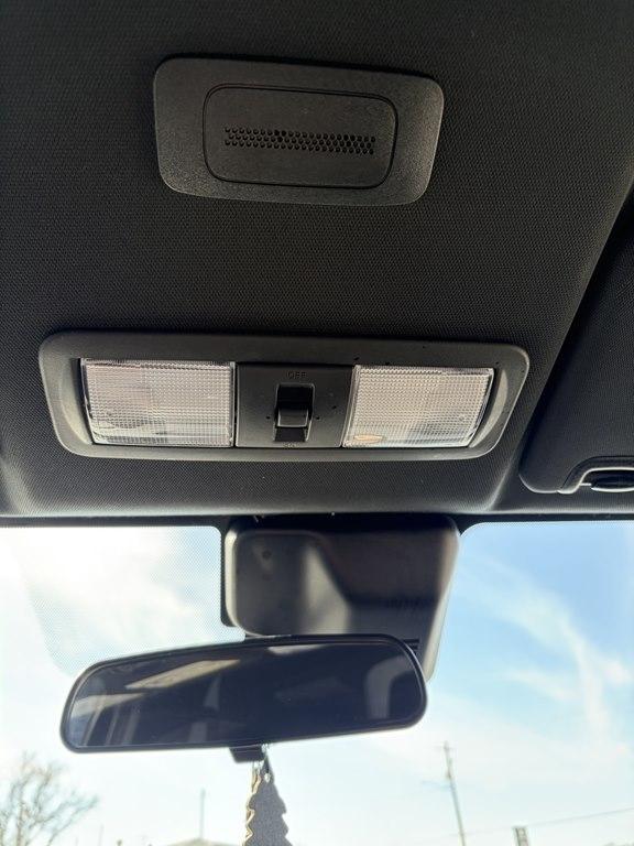 Nissan Frontier Crew Cab 4x4 SV Auto *Ltd Avail* 2023