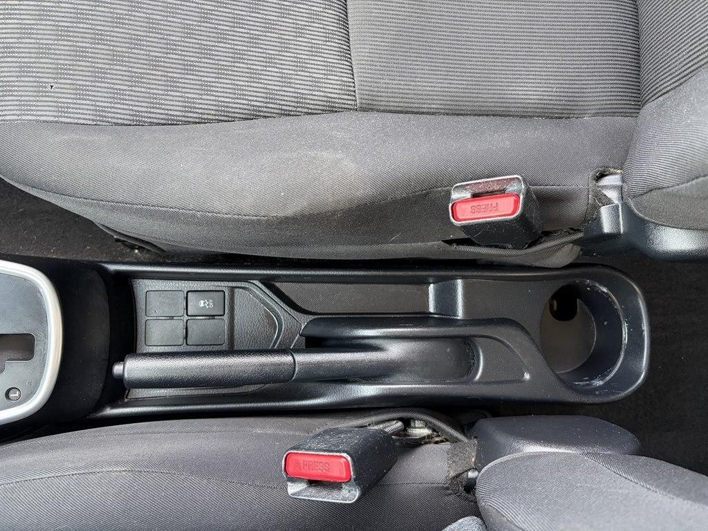 Toyota Yaris 5-Door L Auto (Natl) 2017