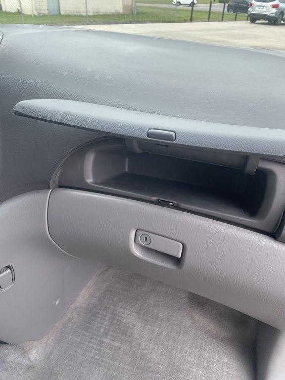 Toyota Sienna 5dr 7-Passenger Van CE FWD (Natl) 2007