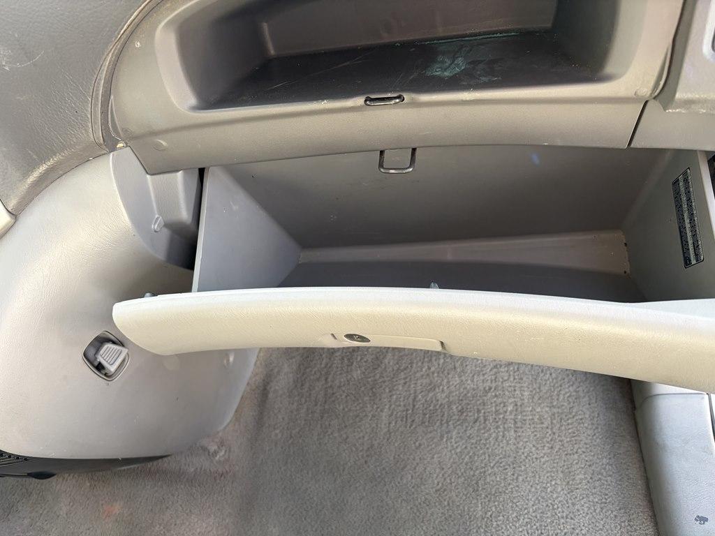 Toyota Sienna 5dr 7-Passenger Van CE FWD (Natl) 2007