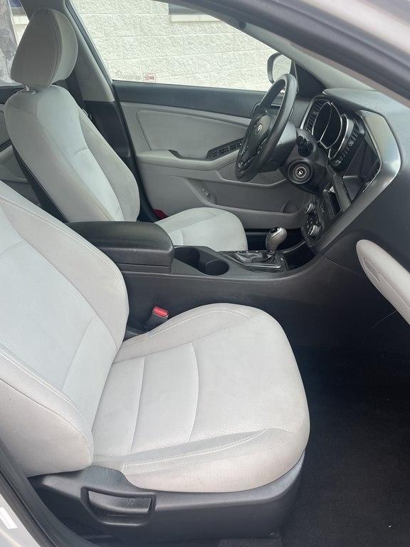 Kia Optima 4dr Sdn LX 2013