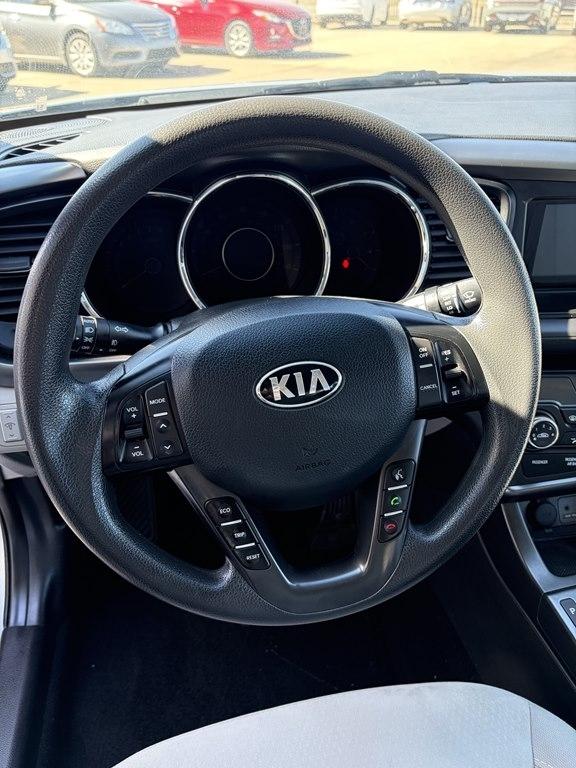 Kia Optima 4dr Sdn LX 2013