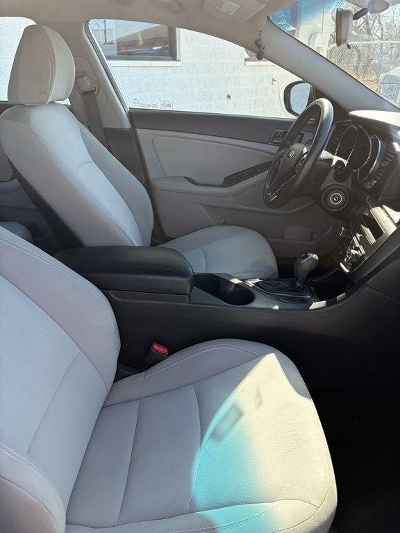 Kia Optima 4dr Sdn LX 2013