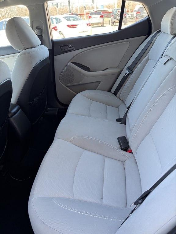 Kia Optima 4dr Sdn LX 2013