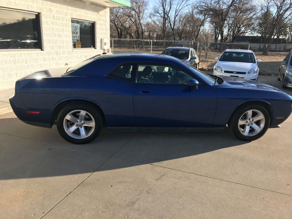 Dodge Challenger 2dr Cpe SE 2009