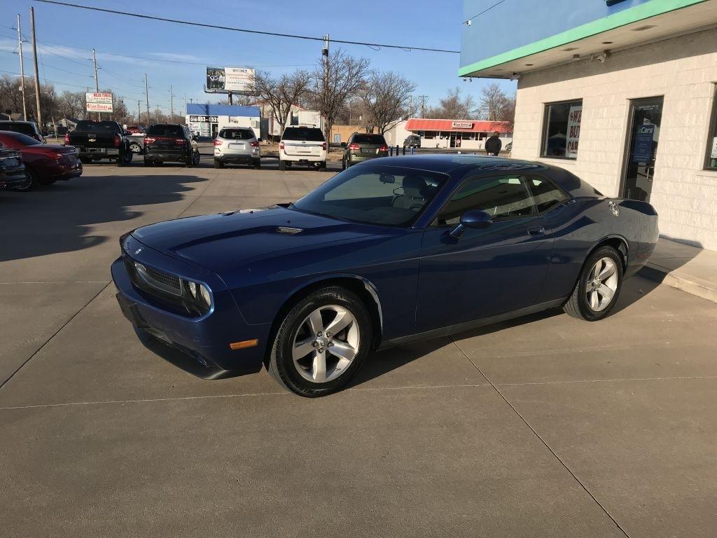 Dodge Challenger 2dr Cpe SE 2009