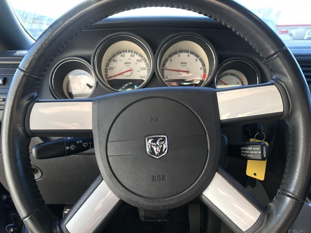 Dodge Challenger 2dr Cpe SE 2009