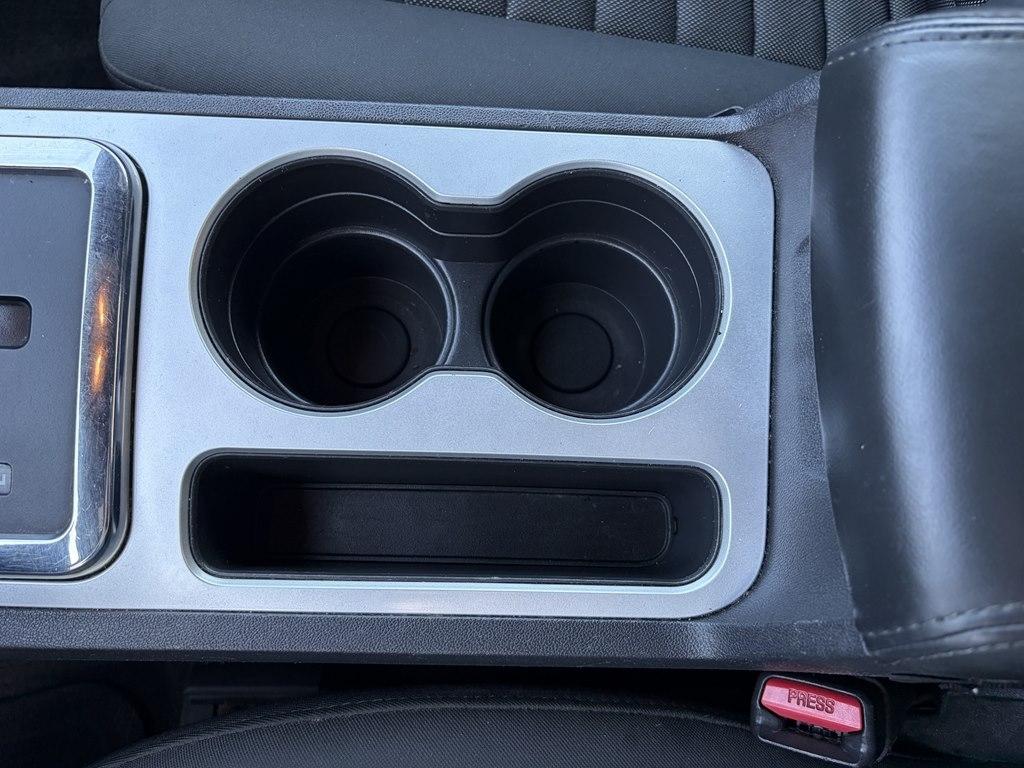 Dodge Challenger 2dr Cpe SE 2009