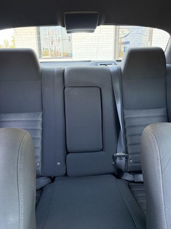 Dodge Challenger 2dr Cpe SE 2009