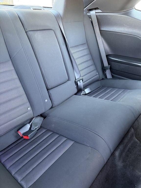 Dodge Challenger 2dr Cpe SE 2009