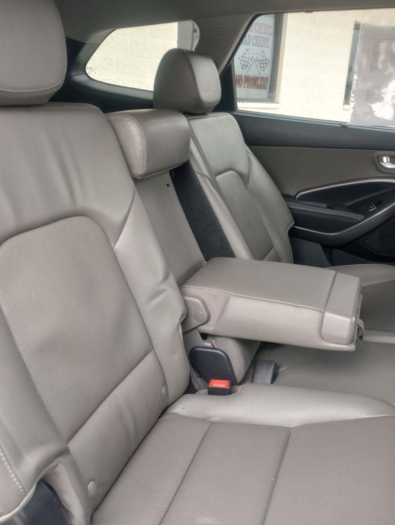 Hyundai Santa Fe AWD 4dr GLS 2015