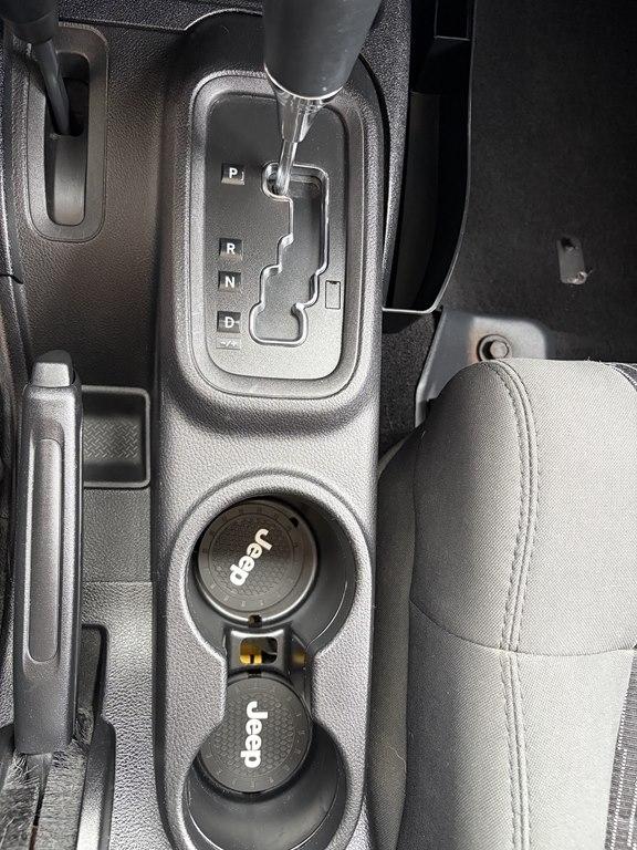 Jeep Wrangler Unlimited 4WD 4dr Sport 2012