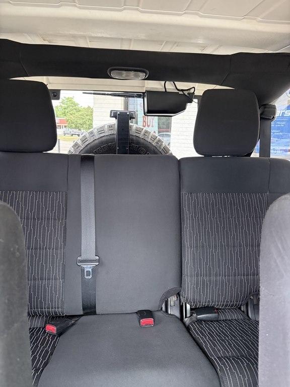 Jeep Wrangler Unlimited 4WD 4dr Sport 2012