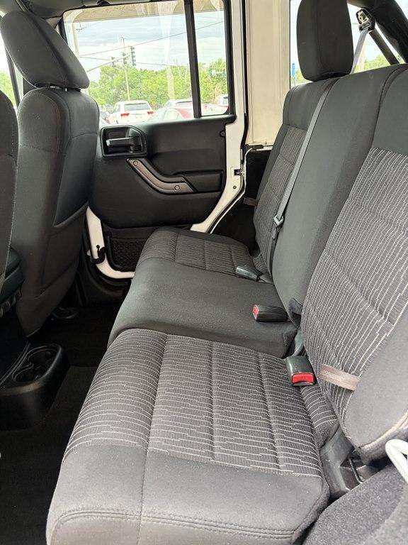 Jeep Wrangler Unlimited 4WD 4dr Sport 2012