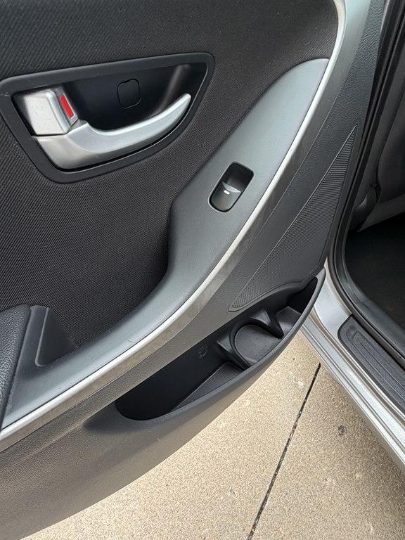 Hyundai Elantra GT 5dr HB Man 2013