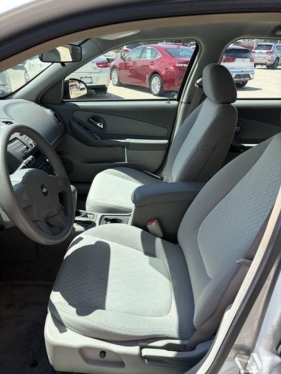 Chevrolet Malibu 4dr Sdn 2004