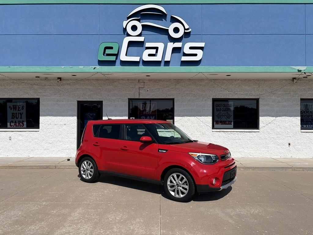 2018 Kia Soul + Auto