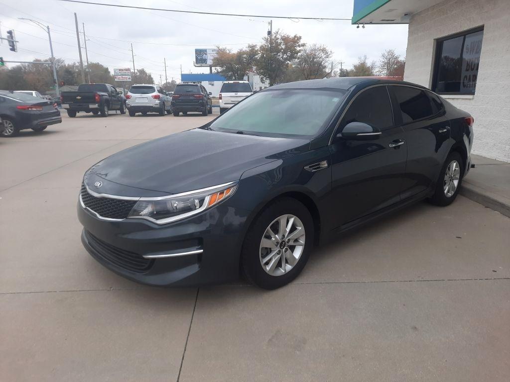 Kia Optima 4dr Sdn LX 2016