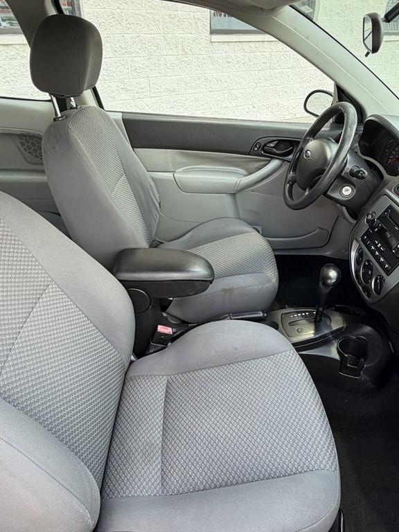 Ford Focus 3dr Cpe S 2007