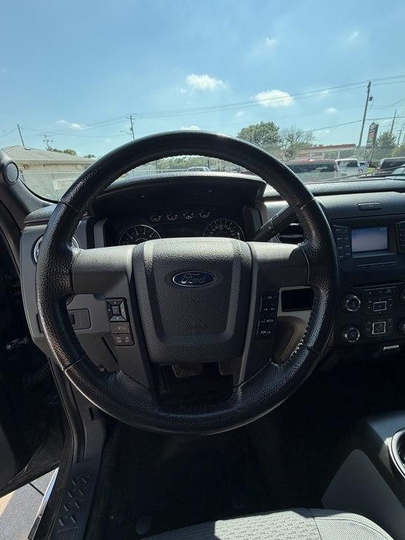 Ford F-150 2WD SuperCrew 145" XL 2013