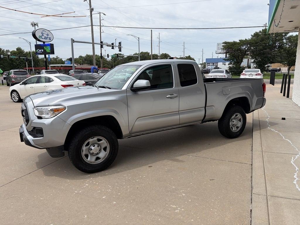 Toyota Tacoma 2WD SR Access Cab 6' Bed I4 AT (Natl) 2023