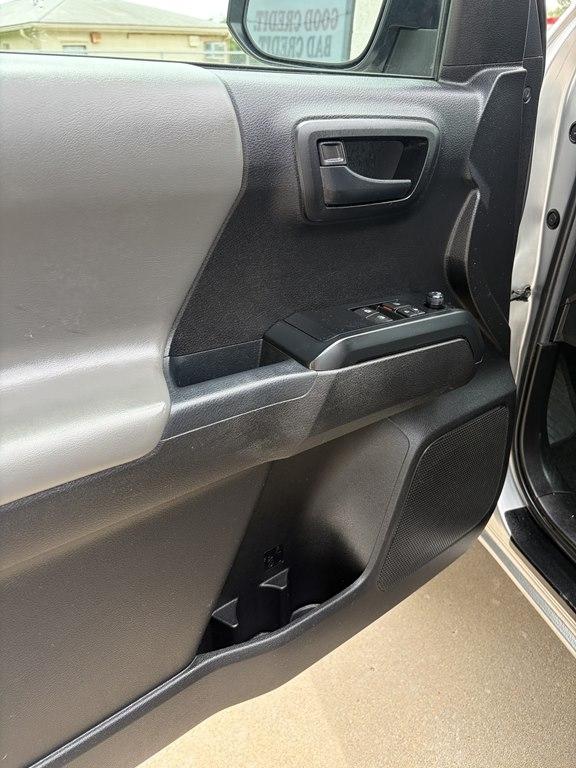 Toyota Tacoma 2WD SR Access Cab 6' Bed I4 AT (Natl) 2023