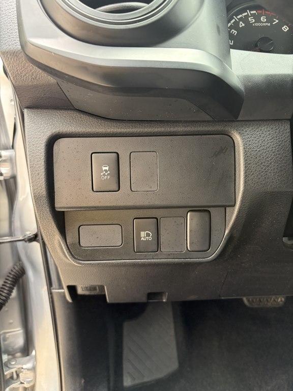 Toyota Tacoma 2WD SR Access Cab 6' Bed I4 AT (Natl) 2023