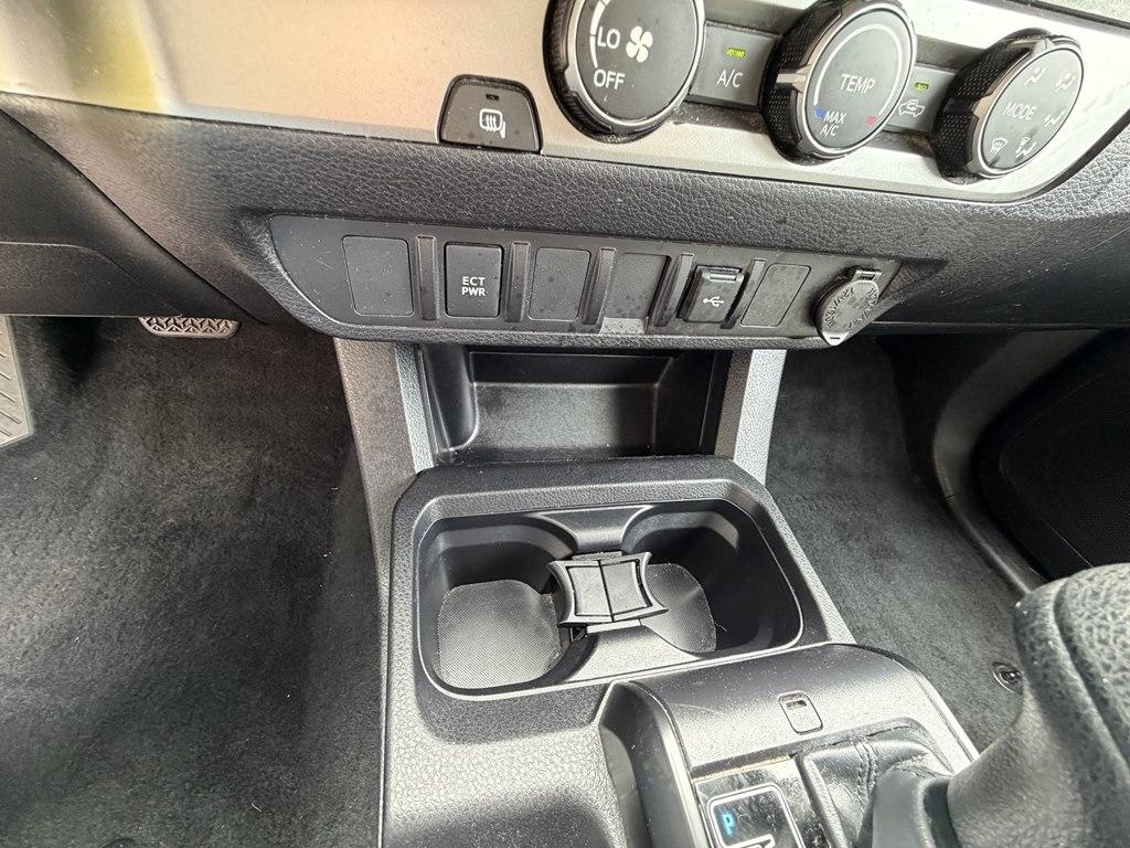Toyota Tacoma 2WD SR Access Cab 6' Bed I4 AT (Natl) 2023