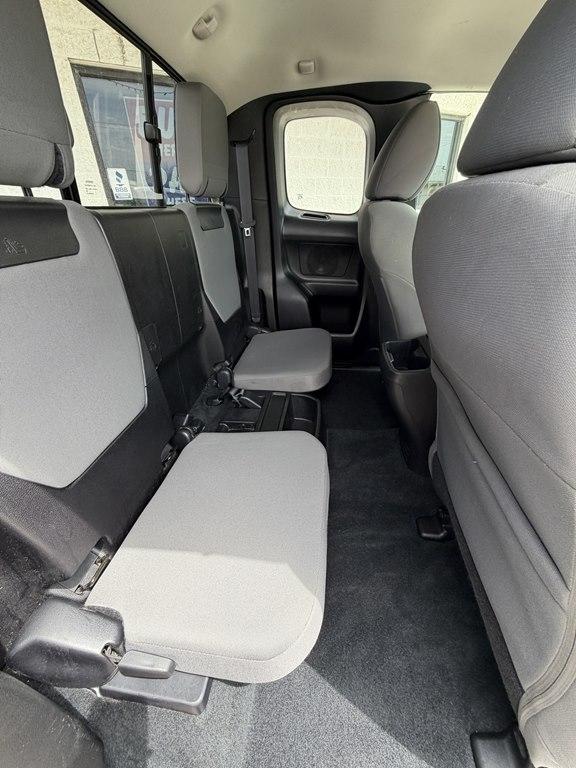 Toyota Tacoma 2WD SR Access Cab 6' Bed I4 AT (Natl) 2023