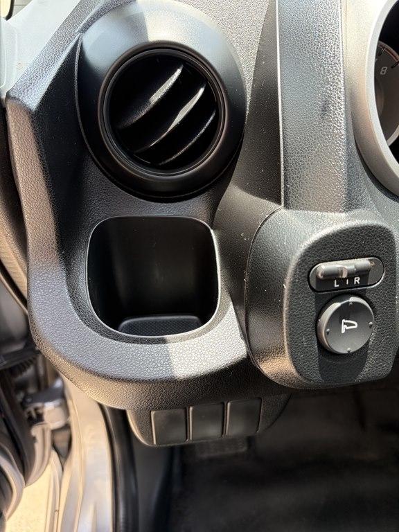 Honda Fit 5dr HB Auto Sport 2010