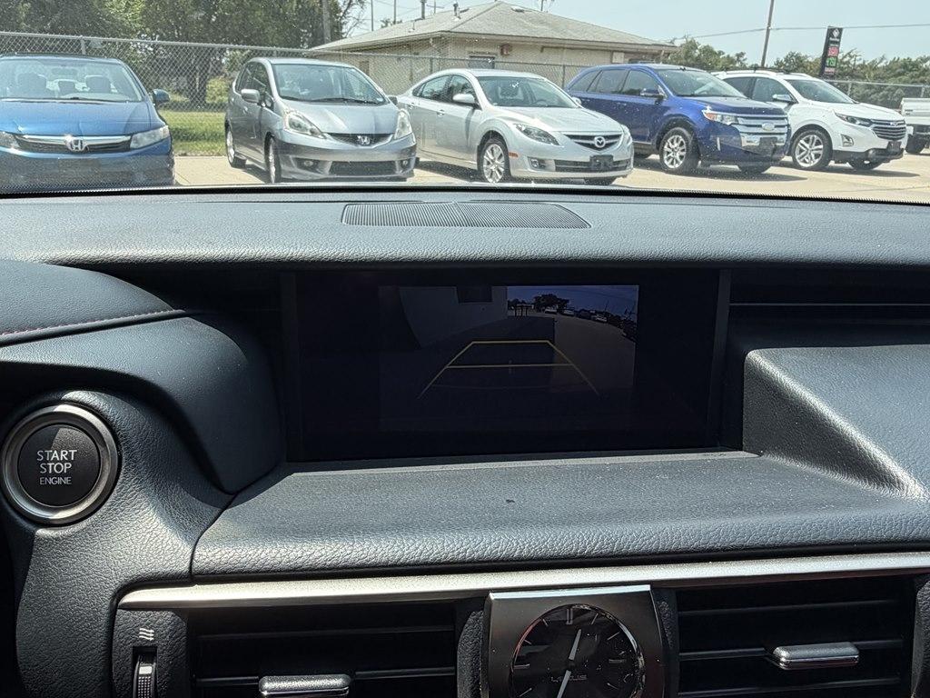 Lexus IS IS 300 RWD 2019