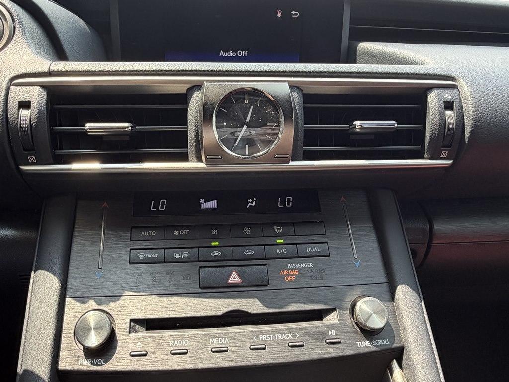 Lexus IS IS 300 RWD 2019