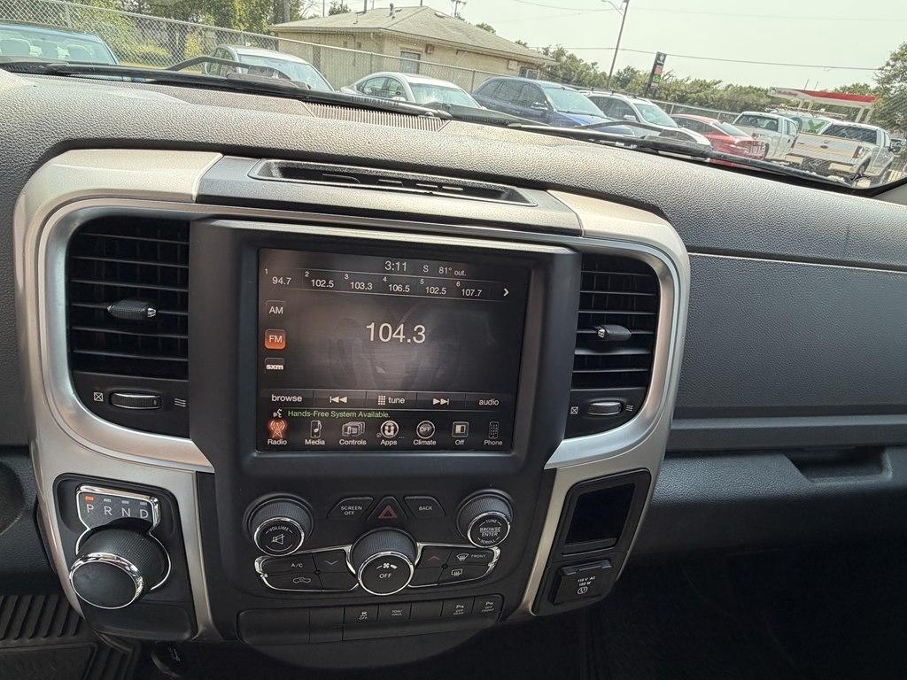 RAM 1500 2WD Crew Cab 140.5" Big Horn 2016